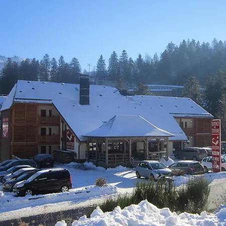 Le Bec De L'aigle Laveissière